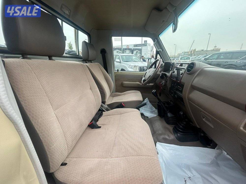 تويوتا لاند كروزر شاص LX .V6 موديل 20214