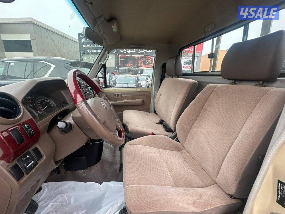 تويوتا لاند كروزر شاص LX .V6 موديل 20215