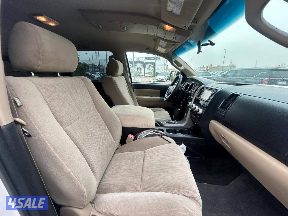 تويوتا  سيكويا SR5.V8-5.7L  موديل 20155