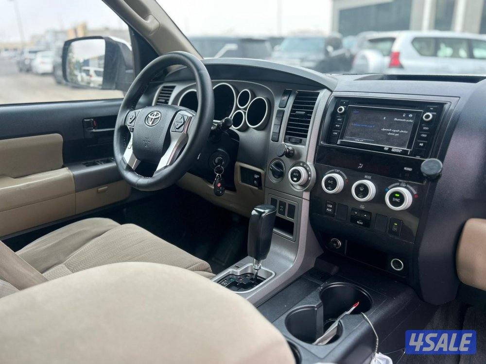 تويوتا  سيكويا SR5.V8-5.7L  موديل 20157