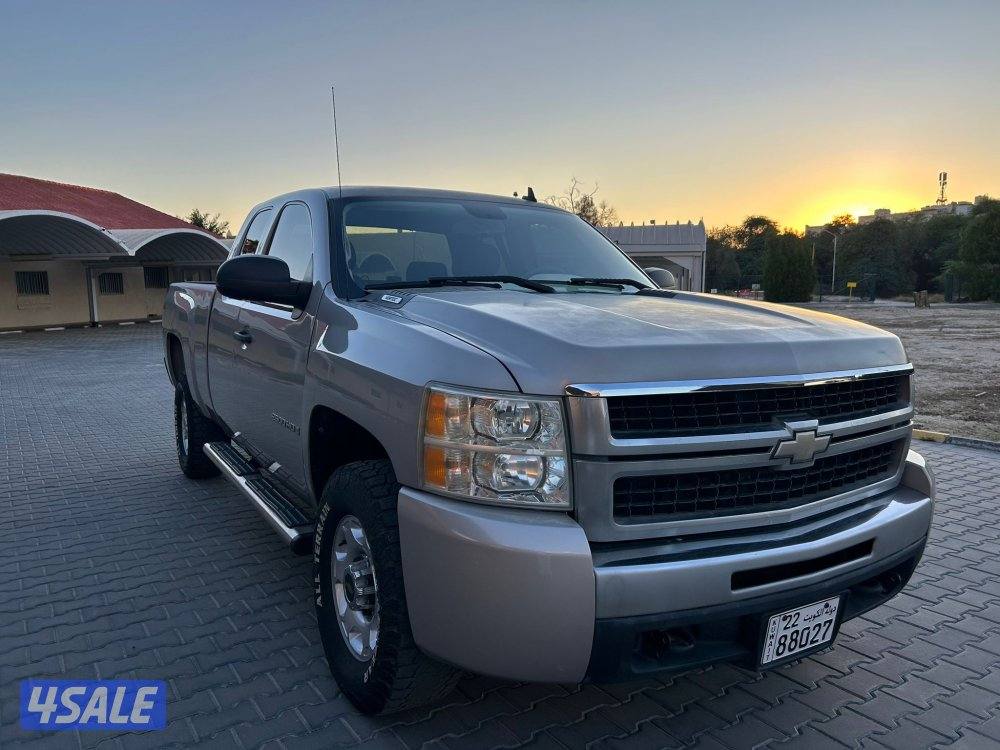 للبيع وانيت سلفرادو ٢٠٠٩ HD0