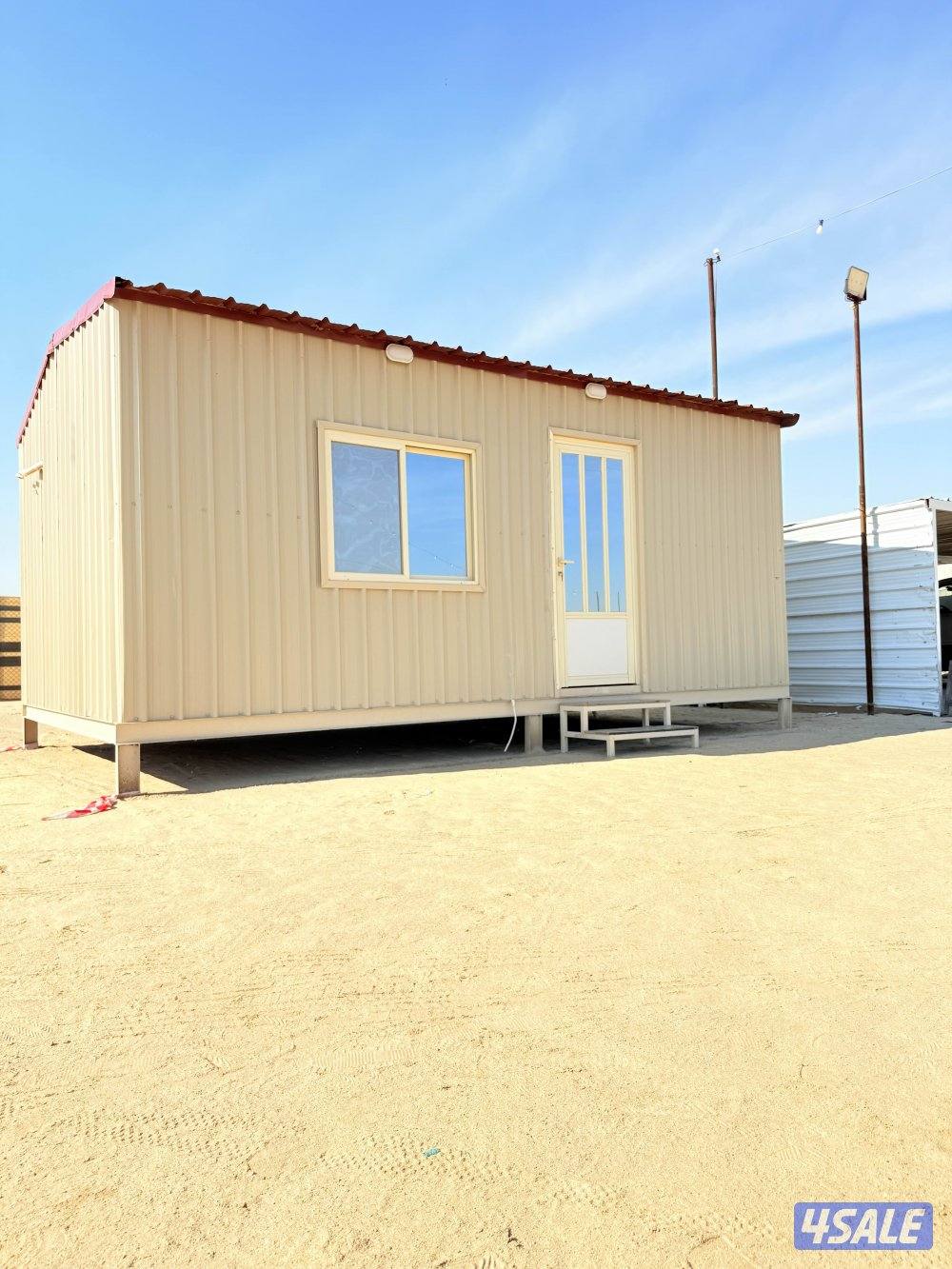 للبيع شاليه ٤/٦ غرفه وحمام ومطبخ مستخدم شهر1