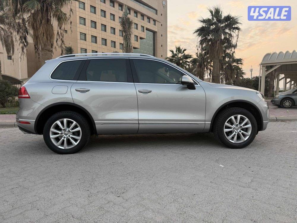 للبيع جيب طوارق موديل 2016 بحالة الوكالة6