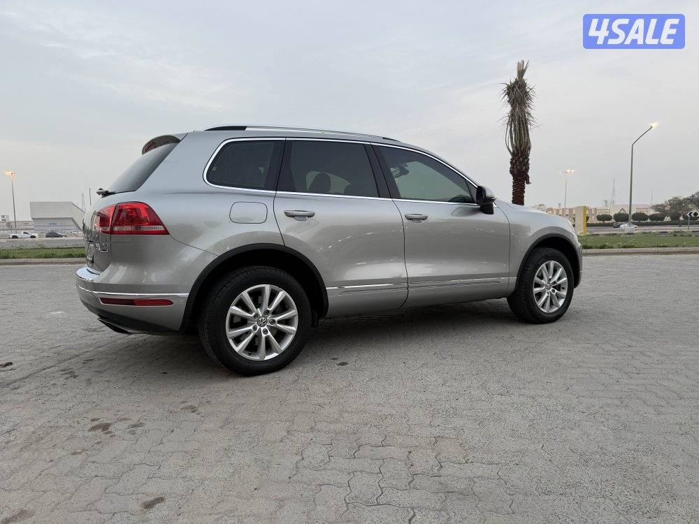 للبيع جيب طوارق موديل 2016 بحالة الوكالة9