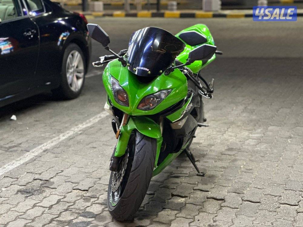Kawasaki ZX6R 20110