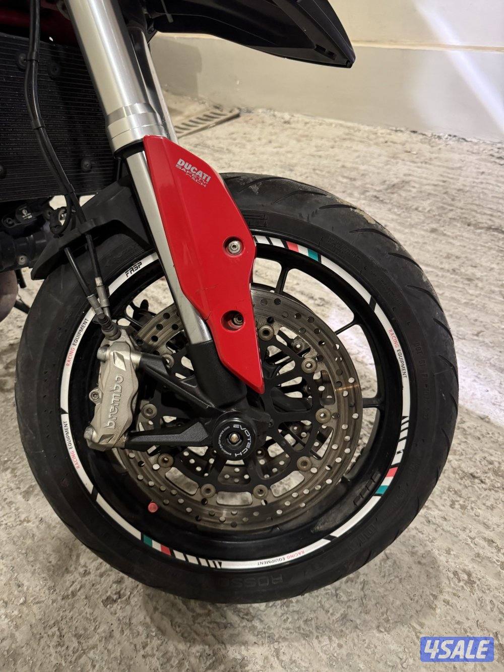 Ducati - Hypermature 8217