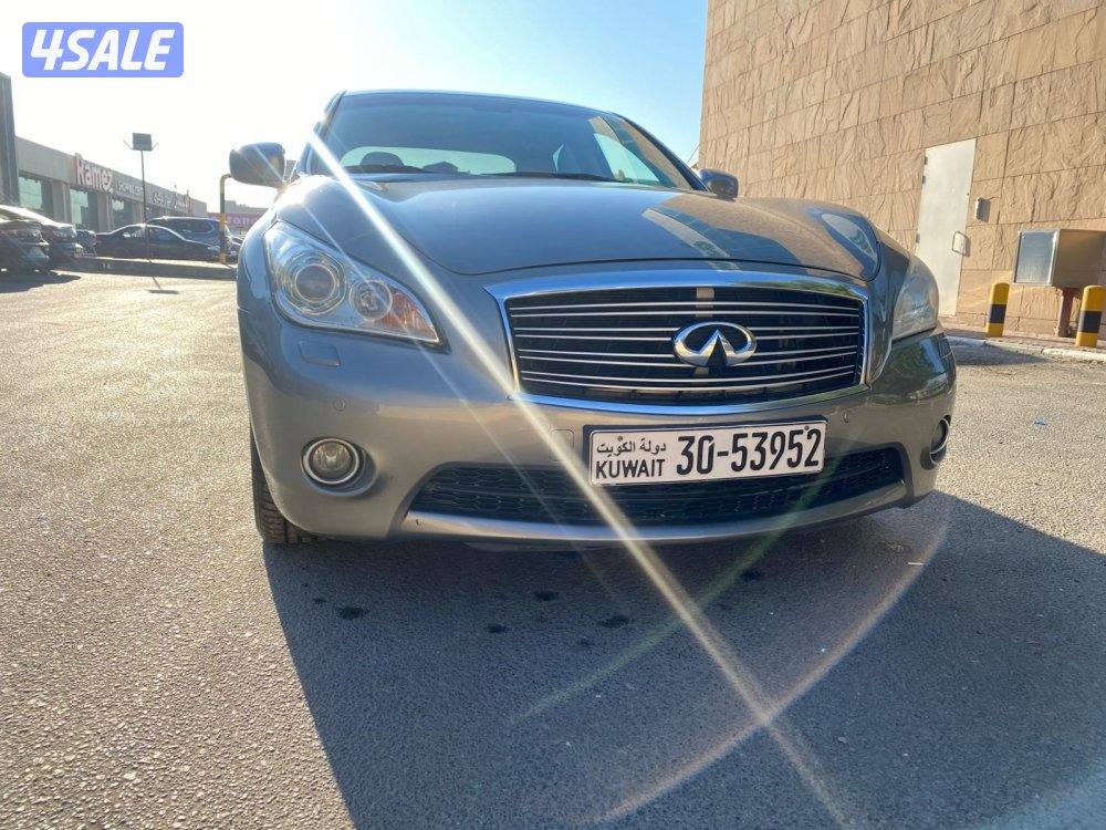 للبيع: إنفينيتي Q70 موديل 20142