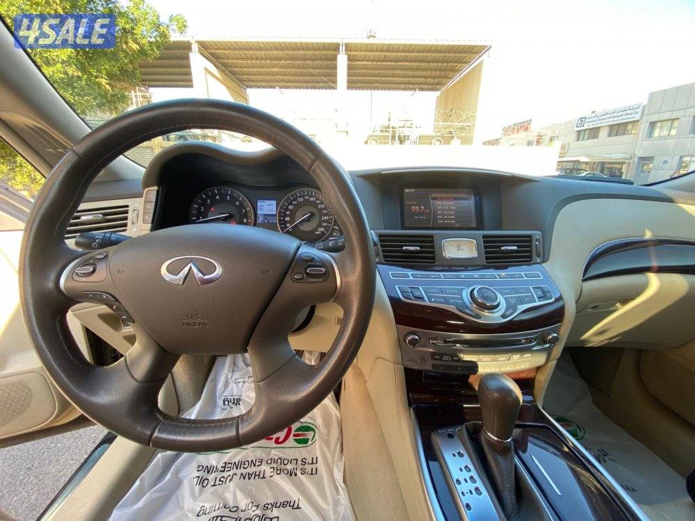 للبيع: إنفينيتي Q70 موديل 20145