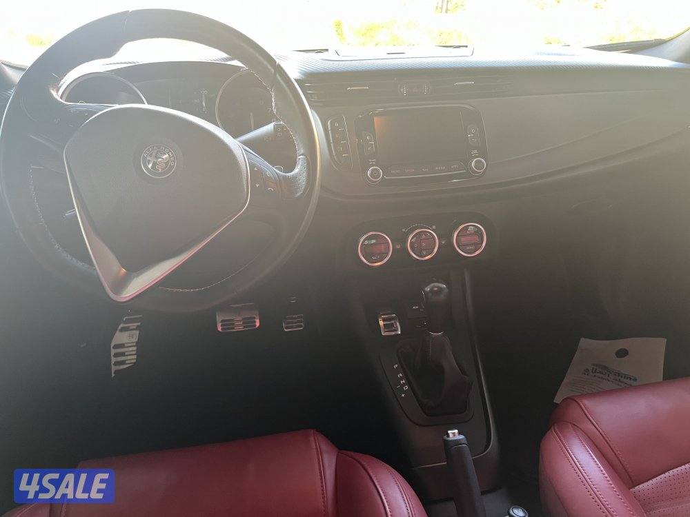 الفاروميو جوليتا 201912