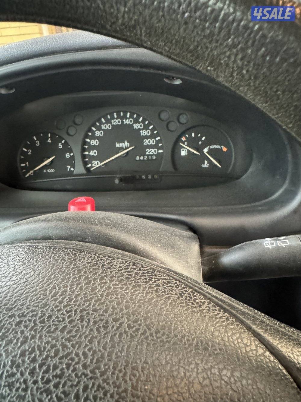 مازدا وارد المانيا وكالة شرط الفحص قير عادي داخلية وكالة سيارة نظيفة ا5