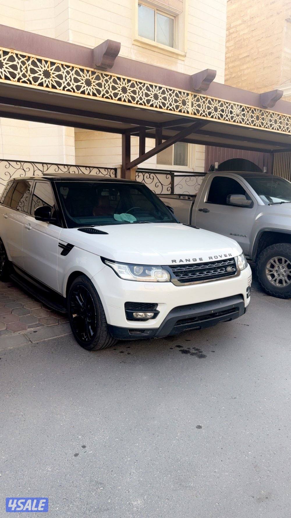 للبيع رنج روفر موديل2016 ألونه ابيض داخليه احمر شوط الفحص2