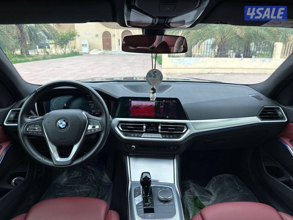 بي إم 320i موديل 2022 ماشي 45 الف تحت الكفاله12