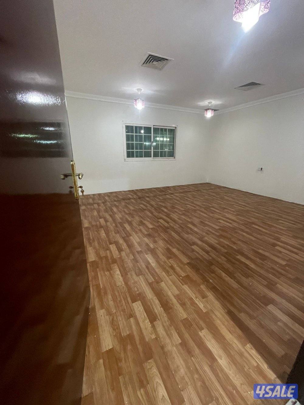 للإيجار دور ارضي4