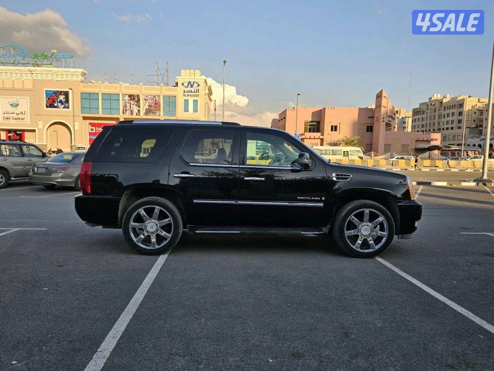 Cadillac Escalade4