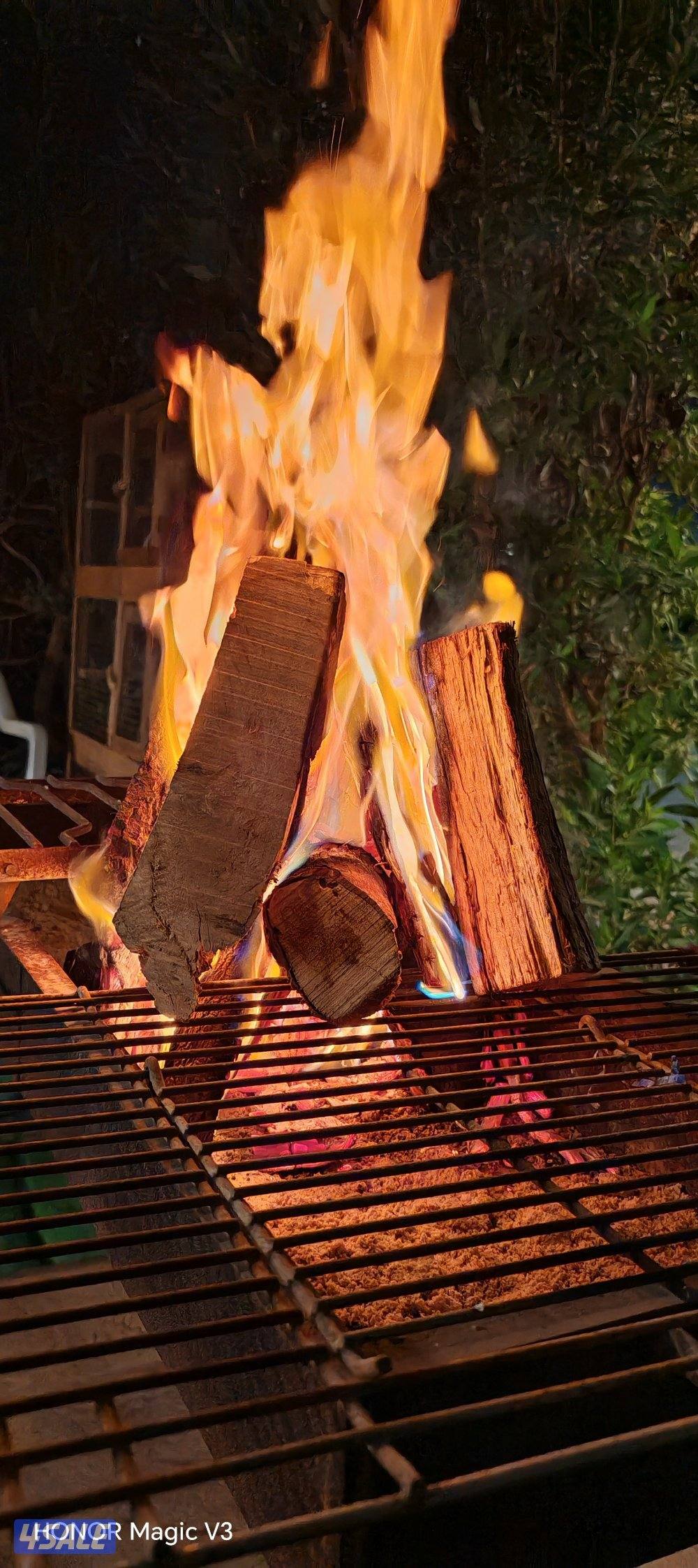 حطب البلوط الفاخر  ناشف 100٪2