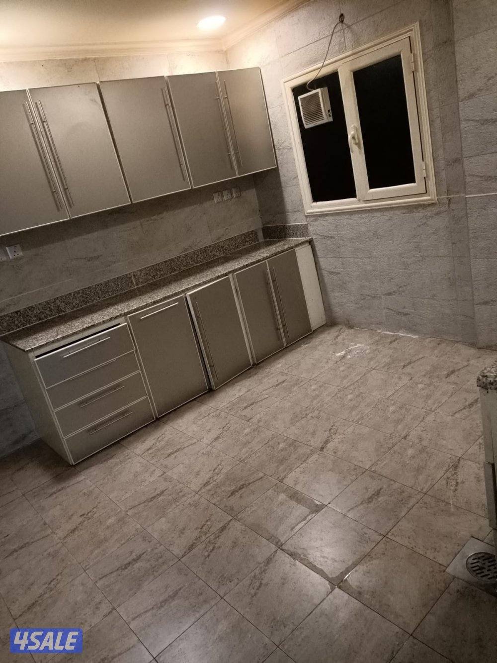 شقه دوبلكس للايجار0