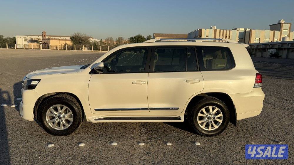 لاند كروزر GXR 20170