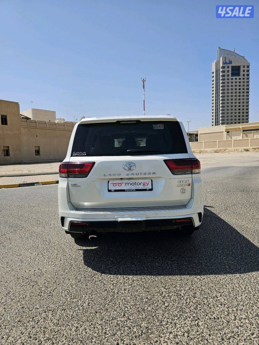 Toyota Land Cruiser twin turbo6