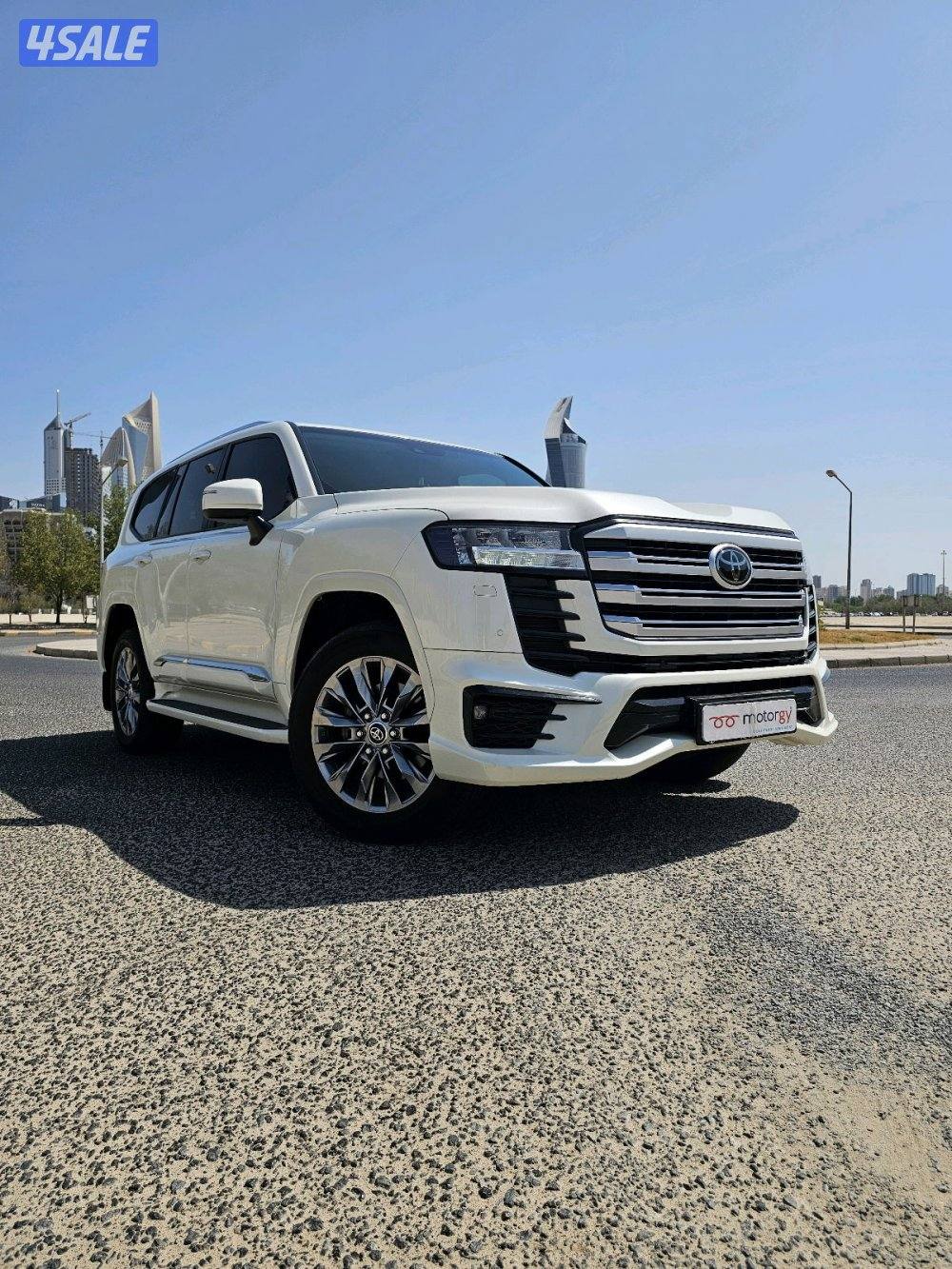 Toyota Land Cruiser twin turbo0