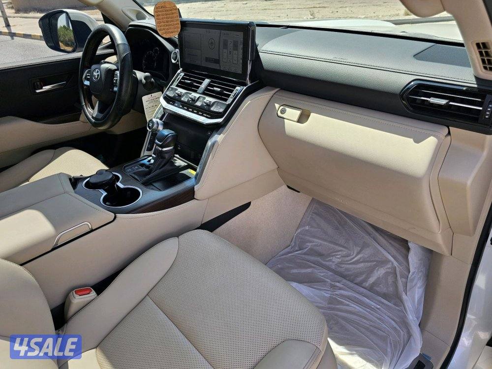 Toyota Land Cruiser twin turbo9