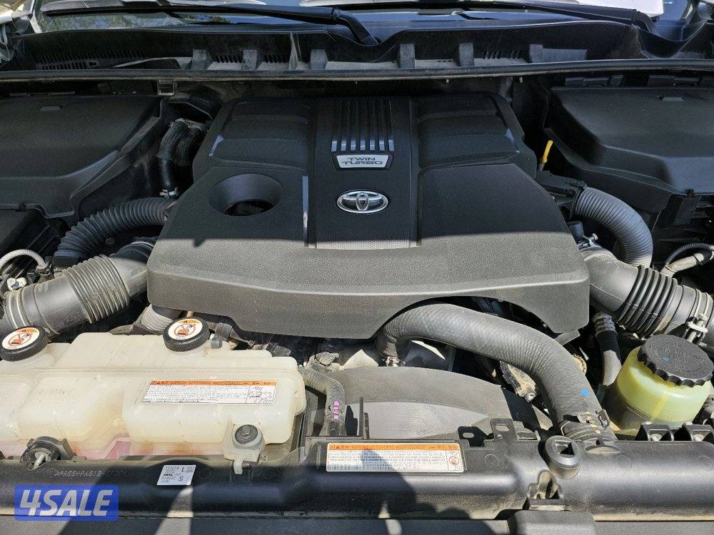 Toyota Land Cruiser twin turbo11