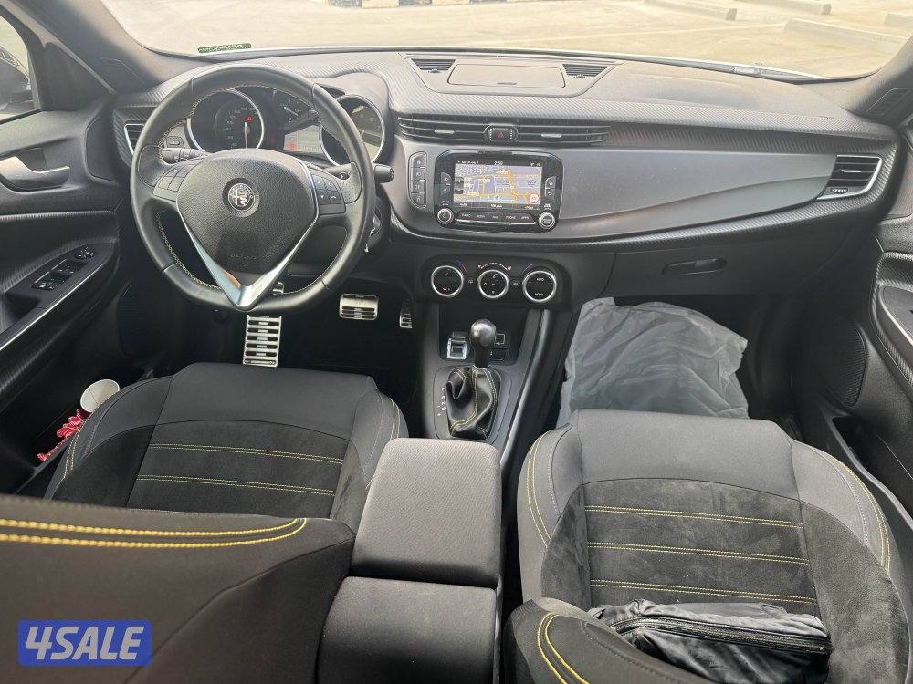 ألفاروميو جولييتا  م:2021 عداد:21 ألف تحت الكفاله سيرفس مجاني4