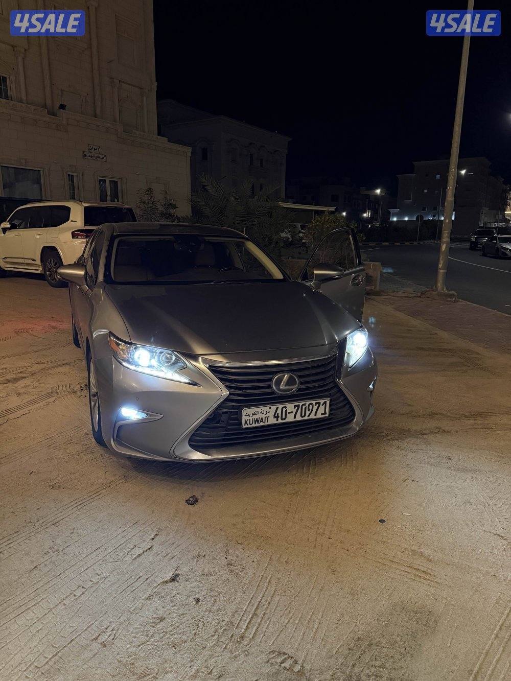 لكزس es250 ماشي ١١٨0