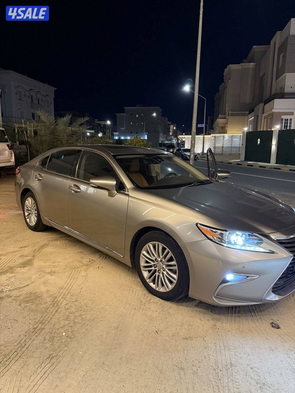 لكزس es250 ماشي ١١٨7