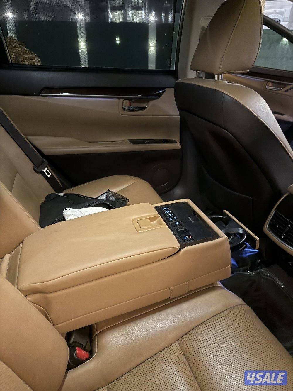 لكزس es250 ماشي ١١٨9