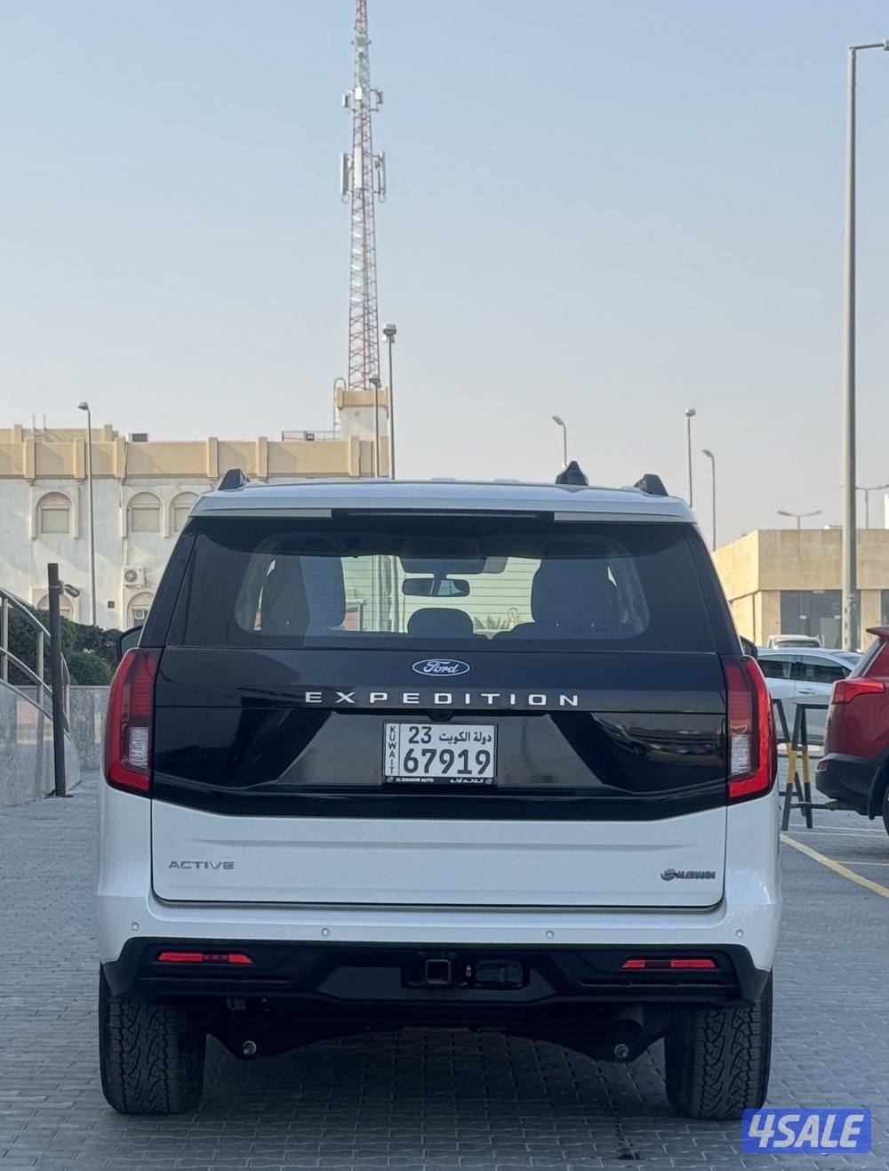 للبيع فورد اكسبدشن موديل 20254