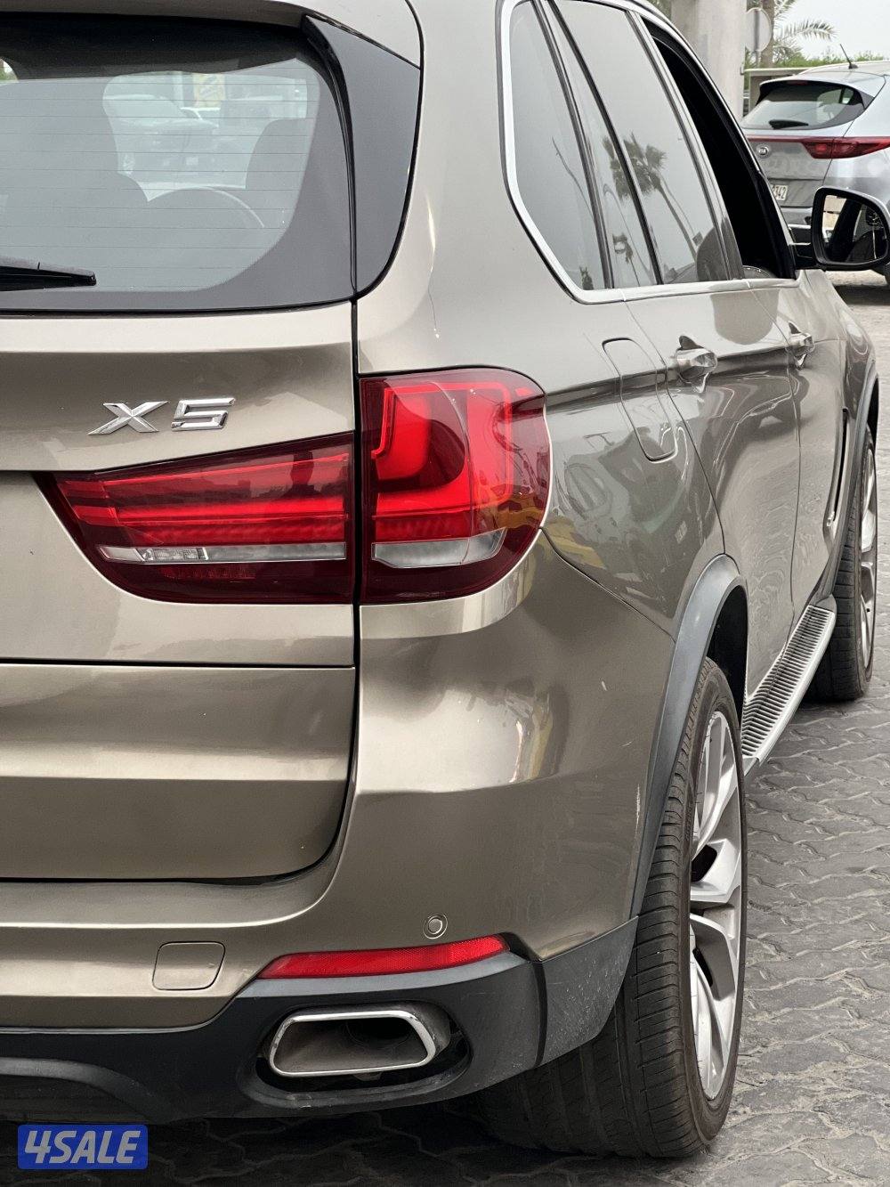 للبيع بي ام دبليو بحالة ممتازة3