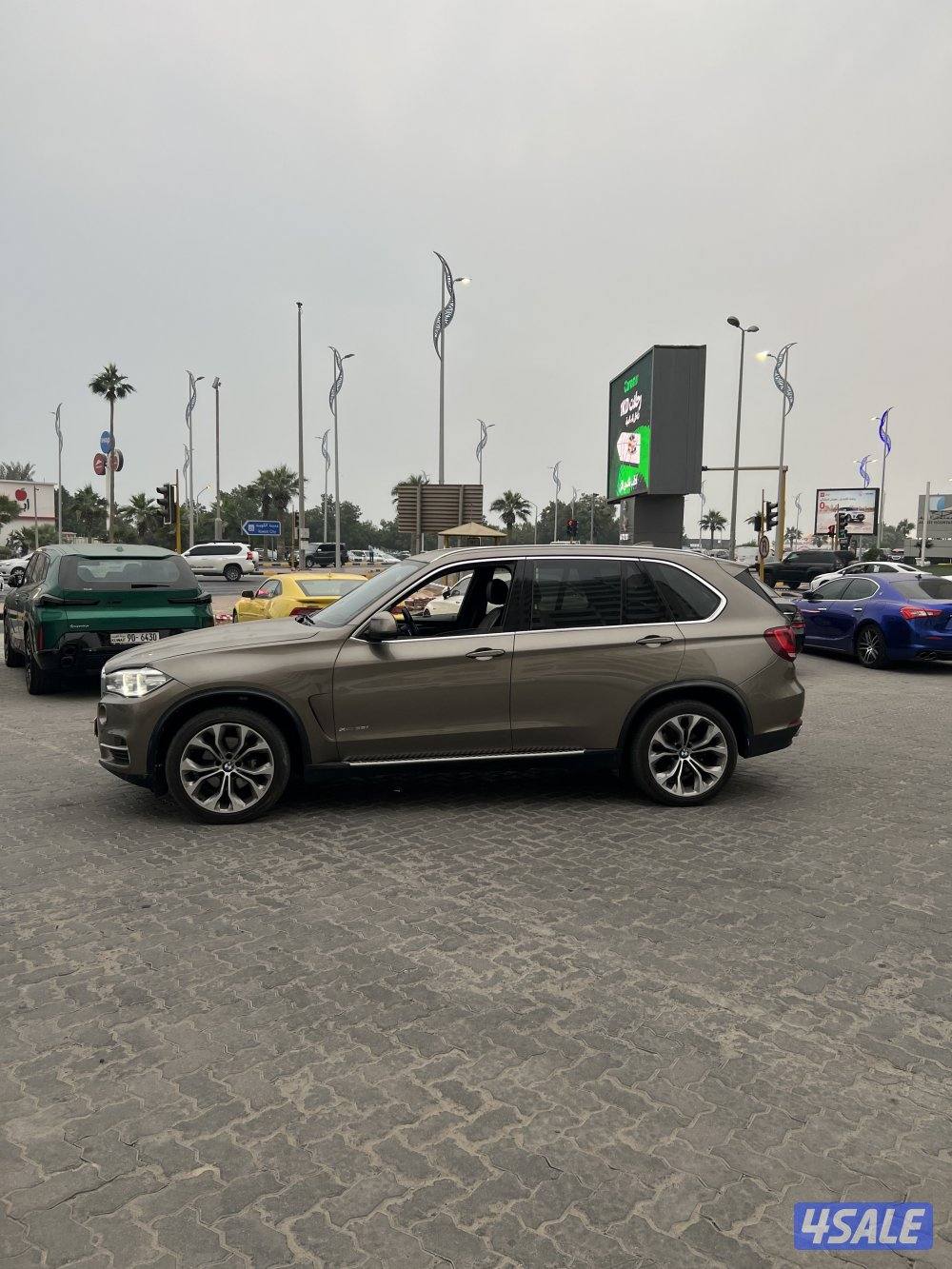 للبيع بي ام دبليو بحالة ممتازة8