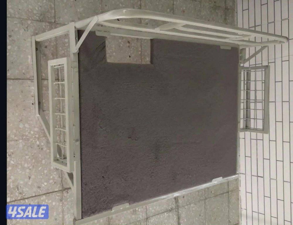 للبيع رف بحالة ممتازه لسفاري0