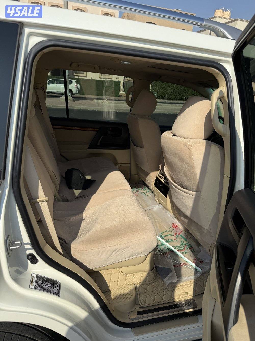 لاند كروزر GXR V8 الساير4