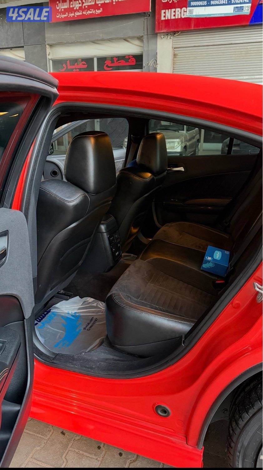 للبيع تشارجر دايتونا6