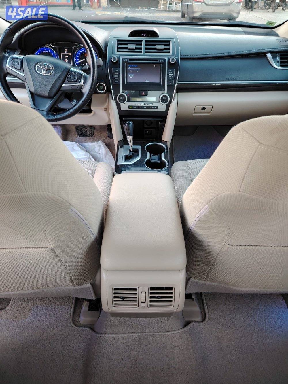 كامري GLX الساير 2017 بحاله نادره عداد 13 الف6