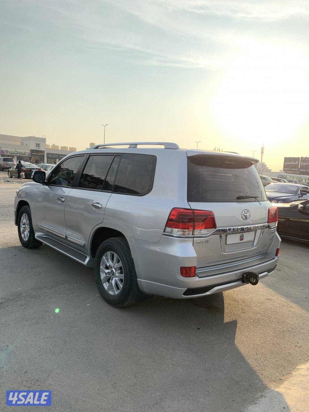 لاند كروز 20183