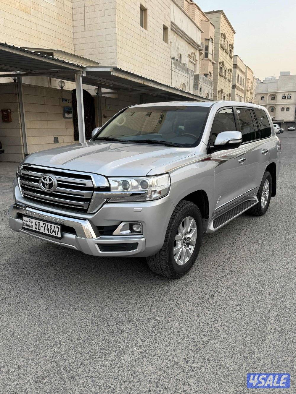 لاندكروز ٢٠١٨0