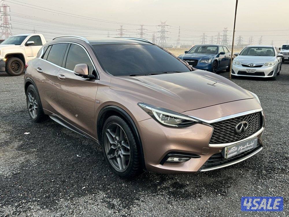 للبيع انفينيتي Q303