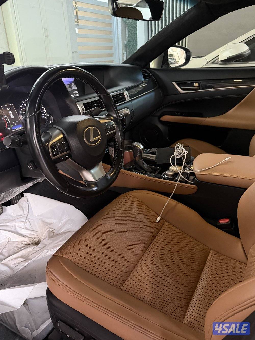 للبيع لكزس مالك اول ممشى قليل6