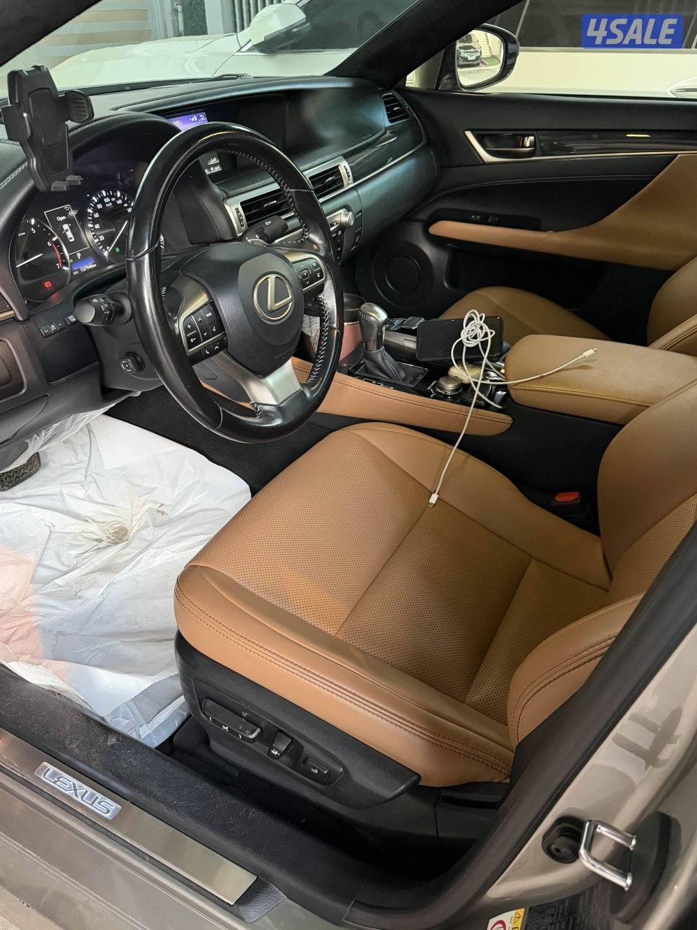 للبيع لكزس مالك اول ممشى قليل7