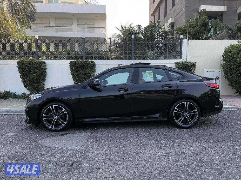 بي ام دبليو 218i موديل 2023 عداد 18 كت ام بور الدرجة الأولى صبغ وكالة5