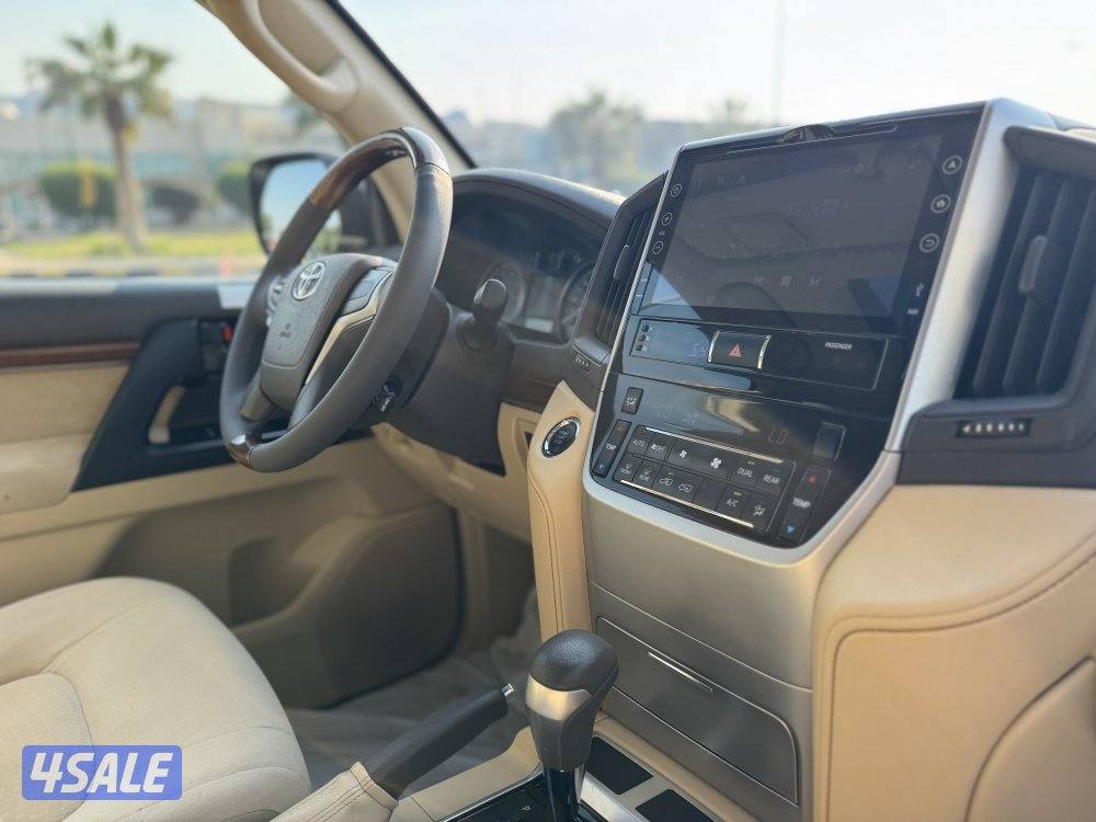 للبيع : لاند كروزر GXR : موديل 20163