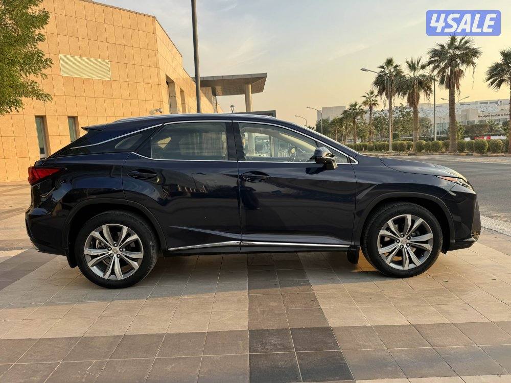 للبيع : جيب لكزس RX 350 : عداد 71 آلف كم3