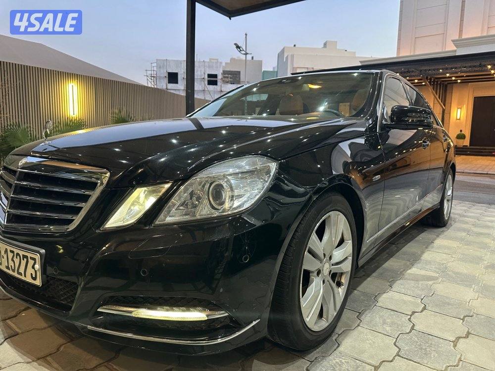 للبيع مرسيدس مديل ٢٠١٢ ماشي ١٢٠ ألف كامل  الموصفات0