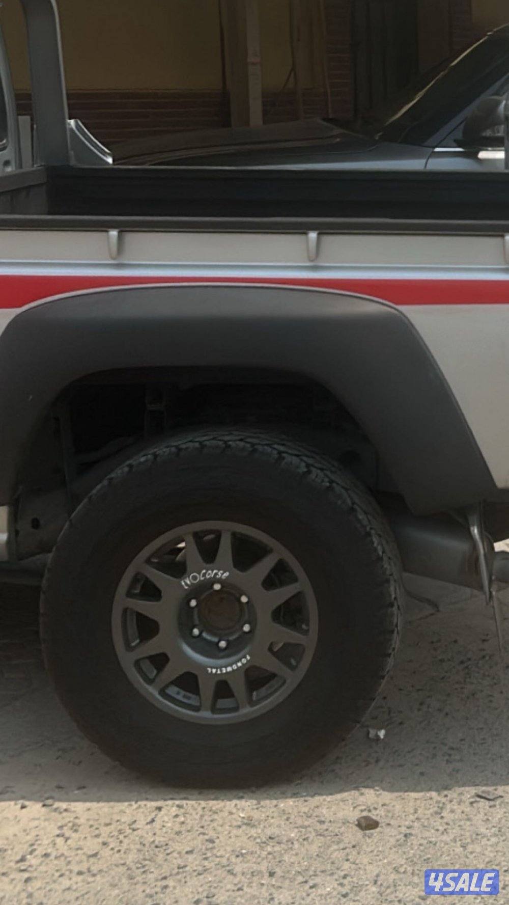 للبيع تواير حجري و رنقات ايفو كورسه0