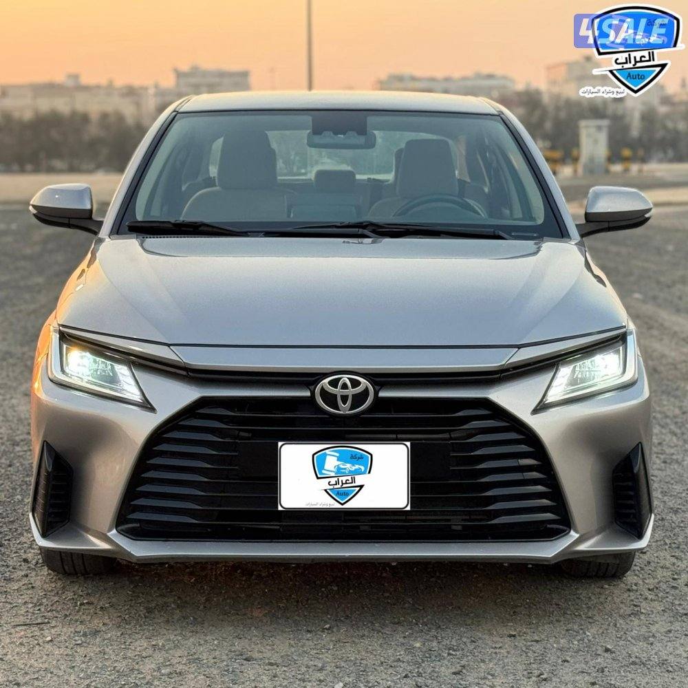 تويوتا  يارس  20231