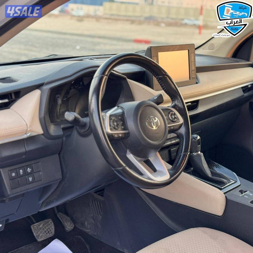 تويوتا  يارس  20235