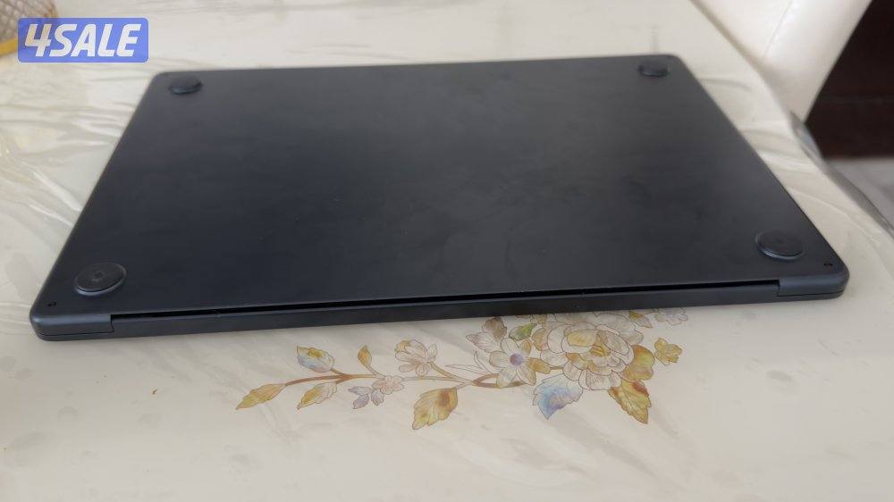 للبيع ماك بوك اير M2  بطارية 100‎%‎3