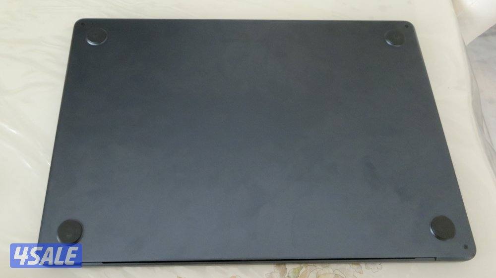 للبيع ماك بوك اير M2  بطارية 100‎%‎7